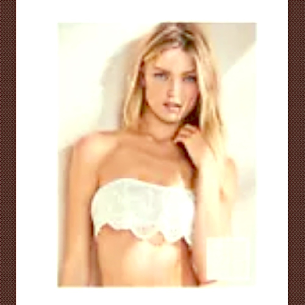 NEW! Victoria Secret Bandeau Flounce Bralette